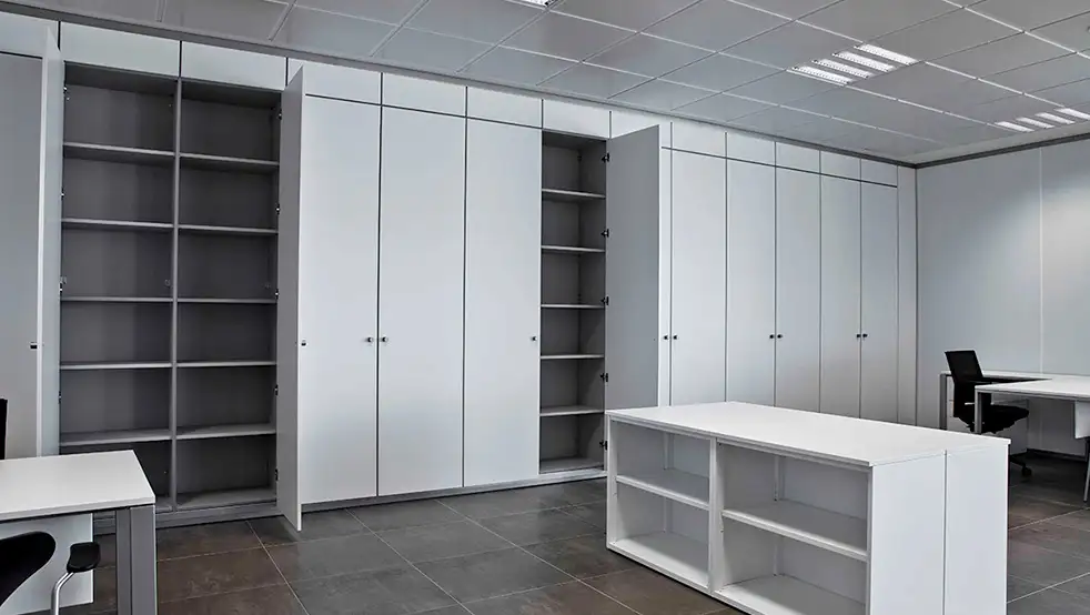 Interior de tabique armario