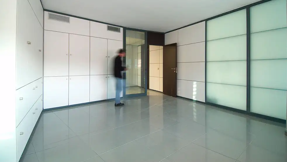 Tabique armario con melamina blanca